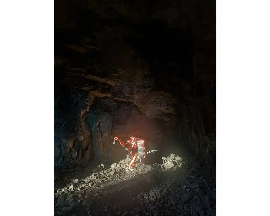 Image of production Tracing II: Near the edge but not even close